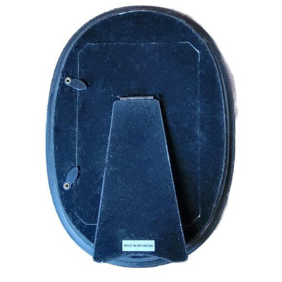 Rustic Frame with Floral Design - Picture 3 of 3